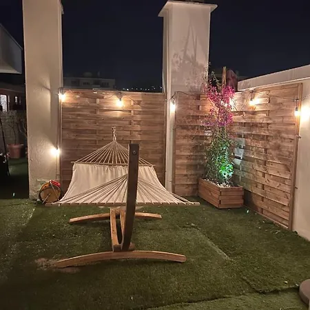 Spacious Roof Terrace Apartment Apartment