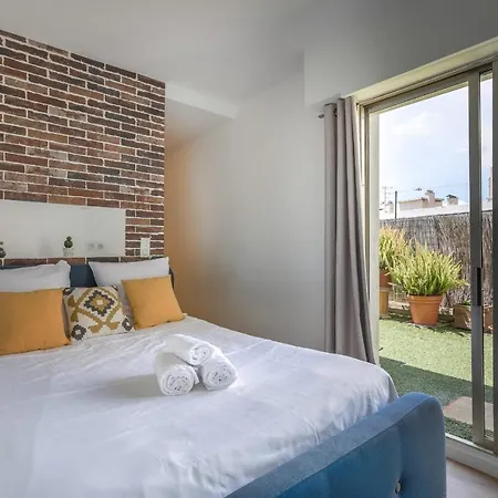 Spacious Roof Terrace Apartment Apartment